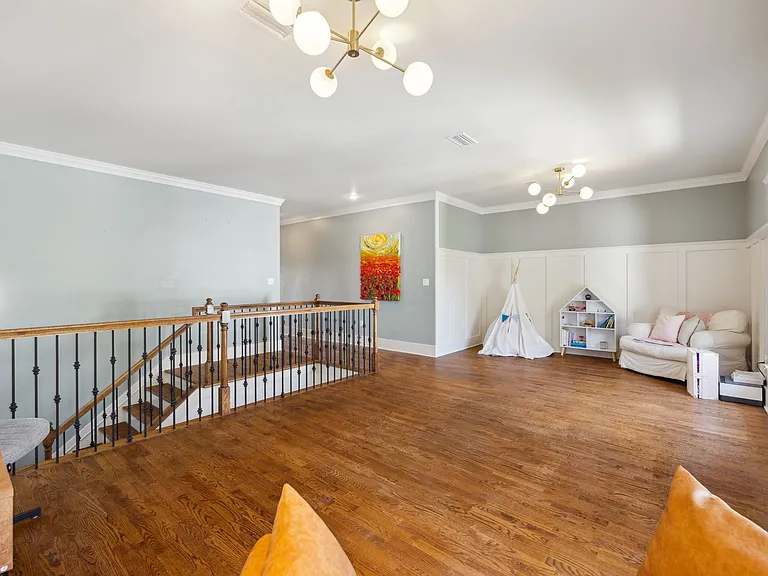 38 White Cliffs Blvd — Photo 11