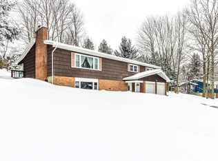 128 Stanwood Ln, Manlius, NY 13104