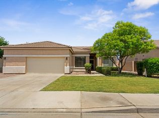 92 E Spur Ave, Gilbert, AZ 85296