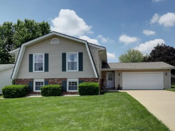 518 S 43rd St, Quincy, IL 62305
