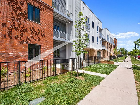 3rd image of 2525 Arapahoe St APT 312