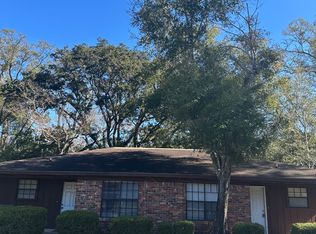 2857 Mission Rd, Tallahassee, FL 32304