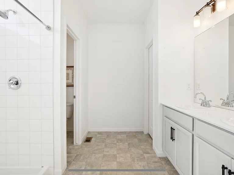1511 Lake Vista Way — Photo 29