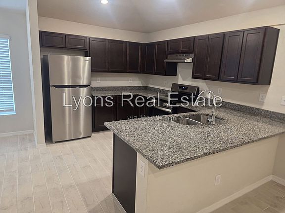 2nd image of 10501 Pendleton Ave