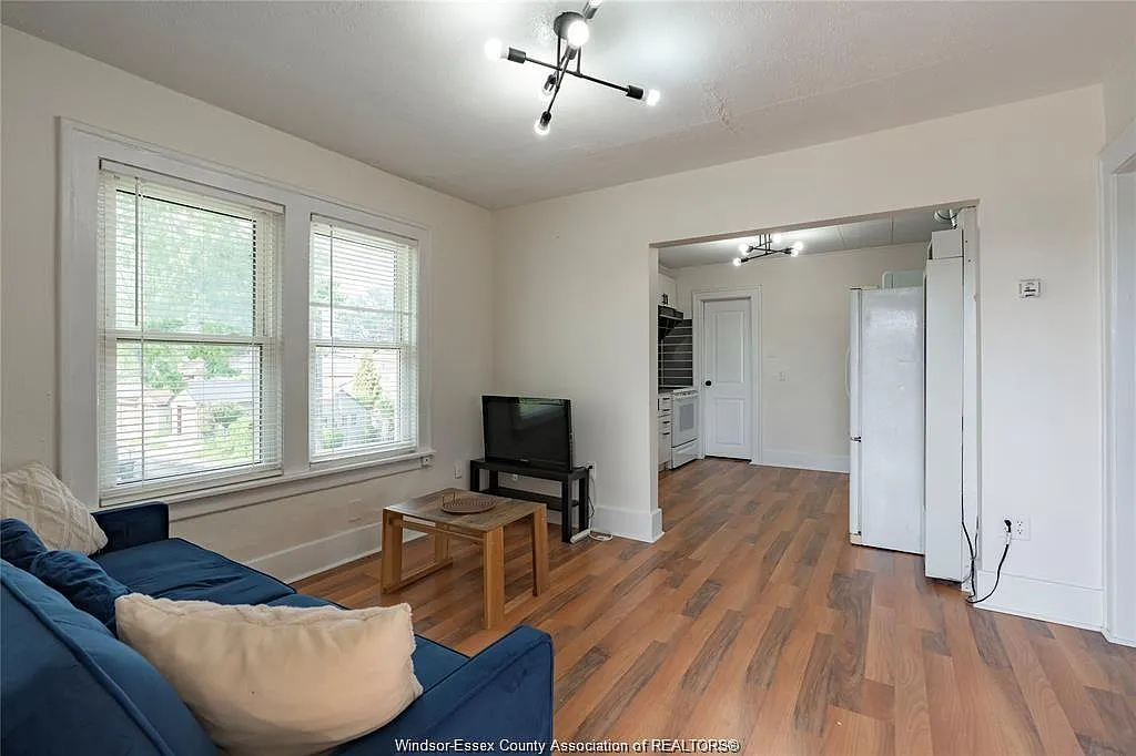 2 bed, $1,550 — Photo 4