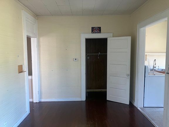 Living room photo 2