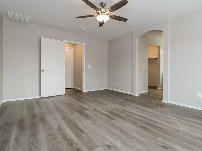 15299 W Adams St — Photo 9