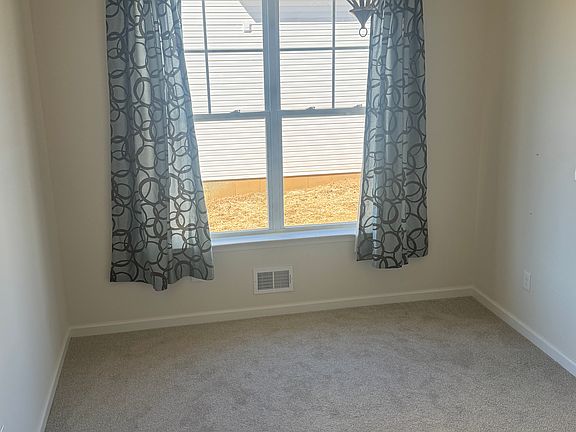 4th image of 3724 Samantha Ln