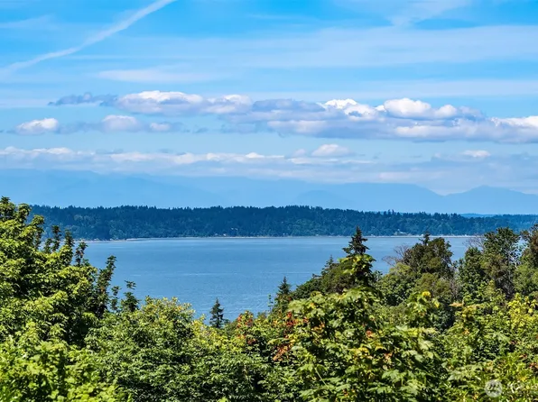 604 SW 206th Street, Normandy Park, WA 98166