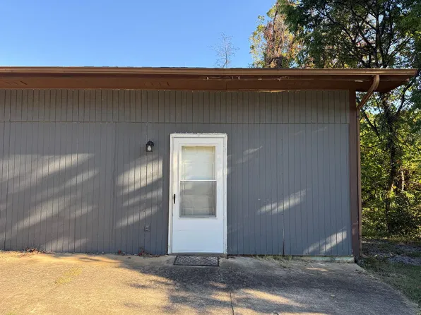 8088 Blue Springs Pkwy, 8088 Blue Springs Pkwy #1, Mosheim, TN 37818
