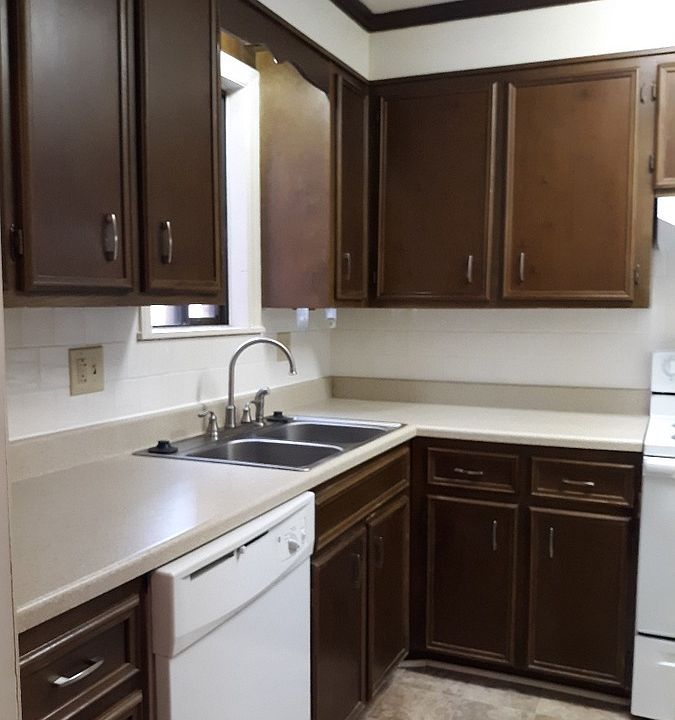 2nd image of 1820 Grandin Rd SW APT B4