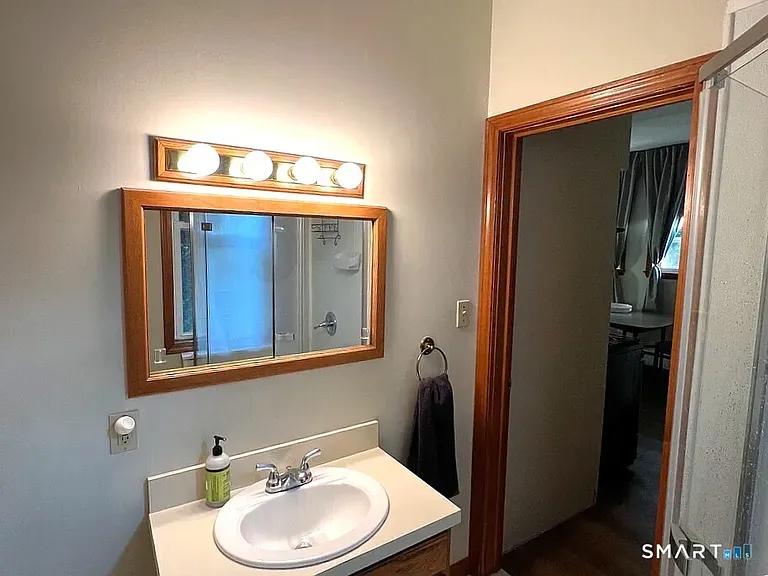 151.5 Bradley St #1 — Photo 12