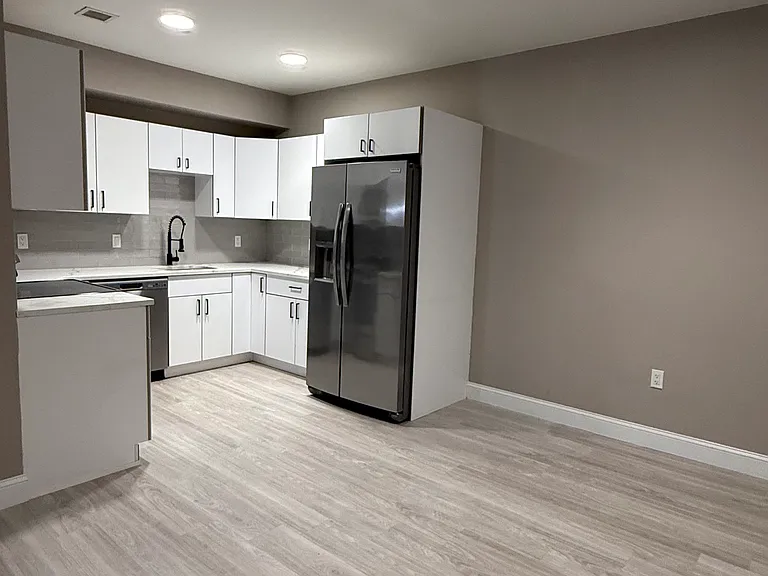 344 Salem St #306 — Photo 1