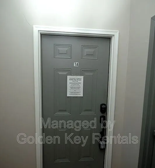 315 E Walnut St #1-A — Photo 2