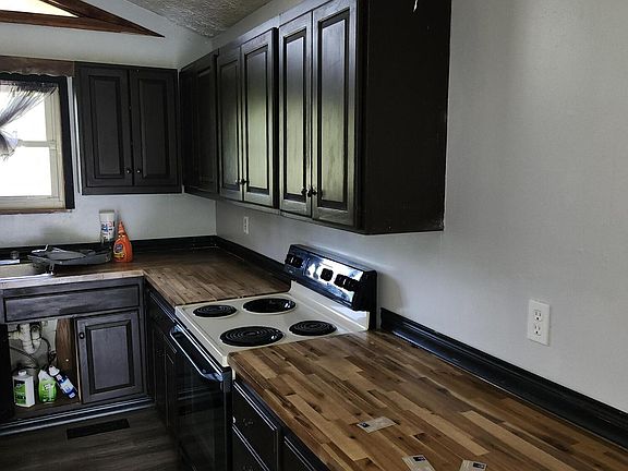 3rd image of 665 Frank Atkins Rd