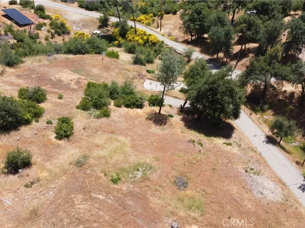 10255 Carrousel Dr, Redding, CA 96001