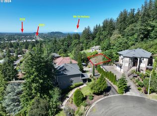 9380 SE Emmert View Ct, Happy Valley, OR 97086