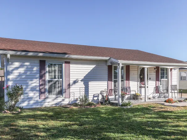1310 Ash Ct, Martinsville, IN 46151