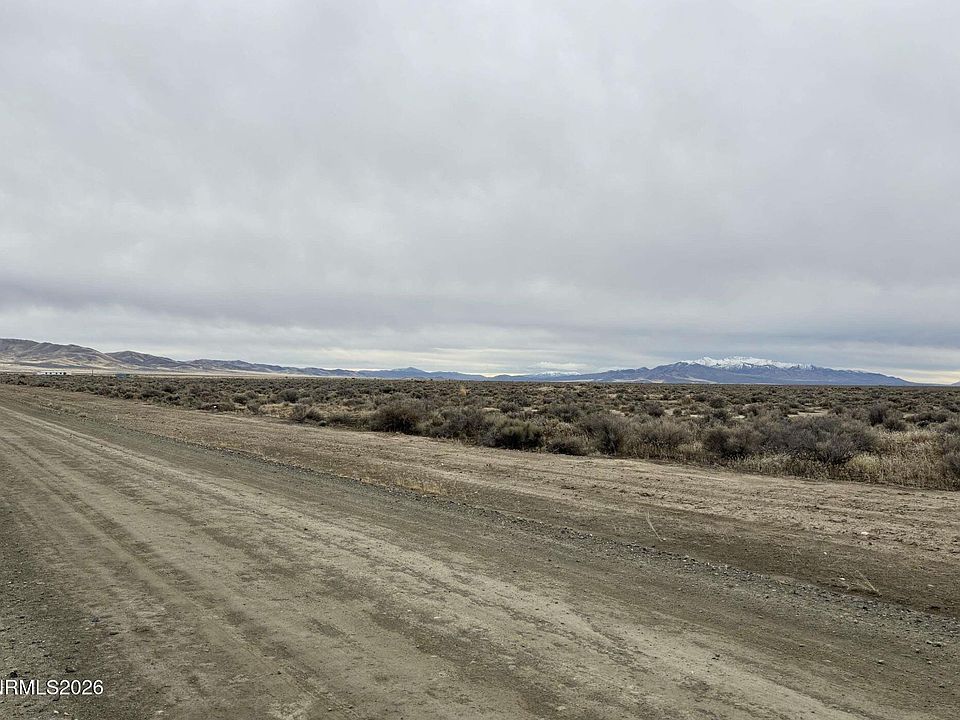 2nd image of Paradise Ranchos Dr