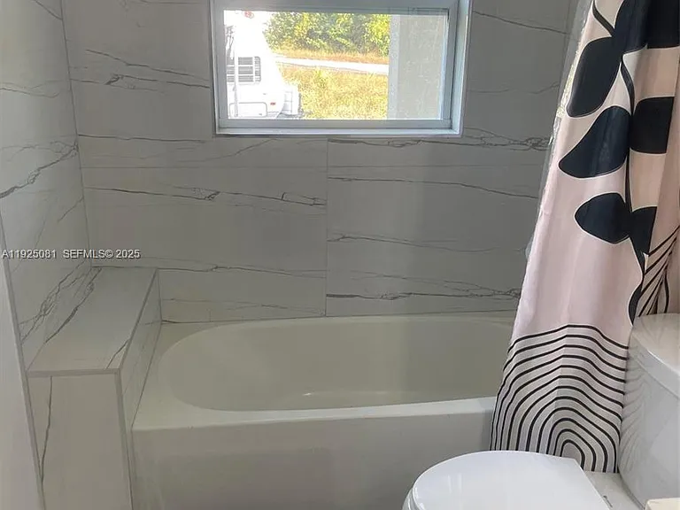 321 Briggs Ave S — Photo 10