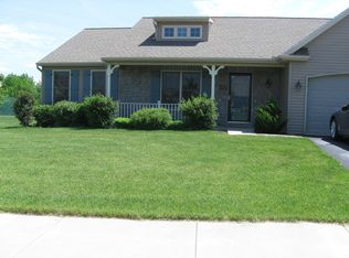 1012 Cambridge Dr, Manheim, PA 17545