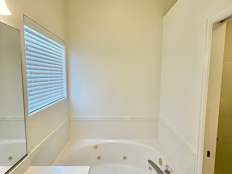 187 N Westridge Dr #143 — Photo 16