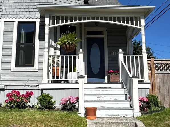 911 N 3rd St, Tacoma, WA 98403
