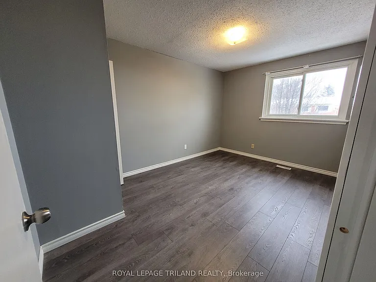 358 Homestead Ct #7 — Photo 3