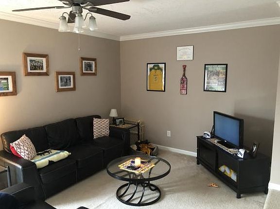 2nd image of 2246 Forest Acres Dr