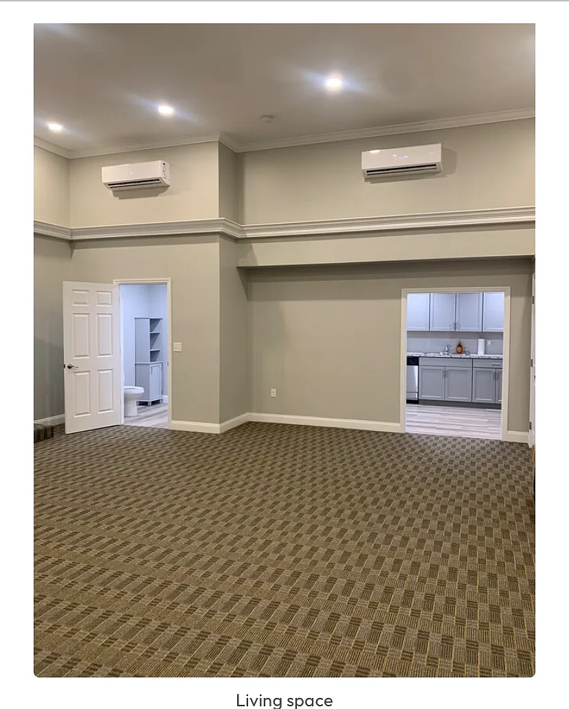 Studio, 1250 sqft, $1,350 — Photo 3
