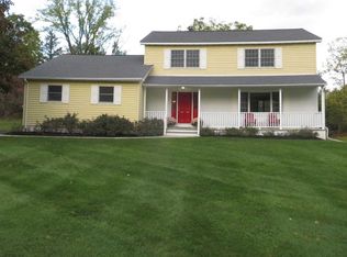 6 Vodrazka Ln, Hopewell Junction, NY 12533