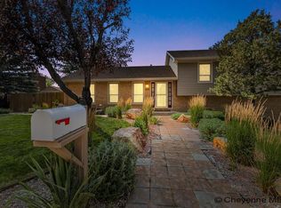 629 Dogwood Ave, Cheyenne, WY 82009
