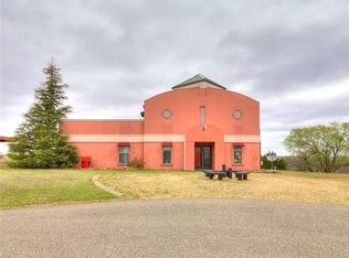 1007 NE River View Dr, Norman, OK 73071