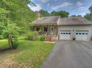 184 Long Swamp Rd, New Egypt, NJ 08533