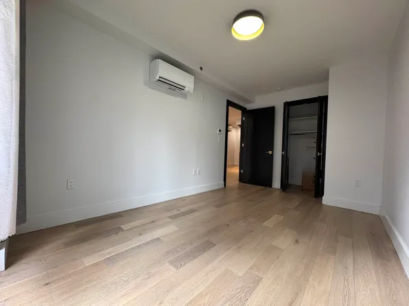 154 Lenox Road image 9 of 26