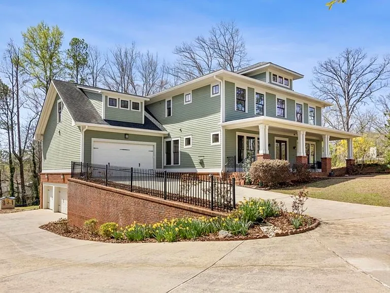 Quiet residential home with private apartment below.