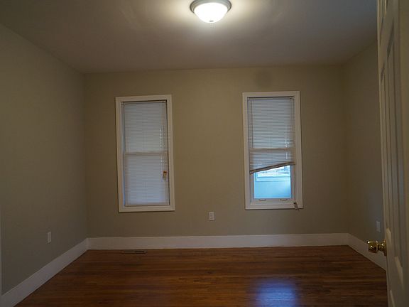 5th image of 194 Hancock St