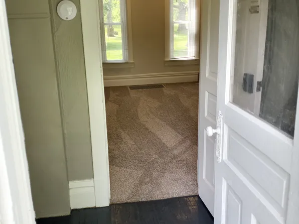 3780 N Wozniak Rd, Michigan City, IN 46360