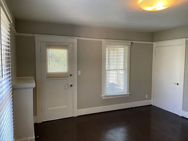 3455 N Mission Rd — Photo 8