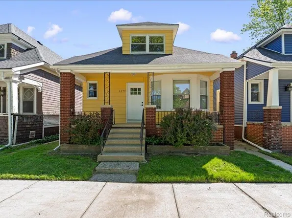 4498 Fischer St, Detroit, MI 48214