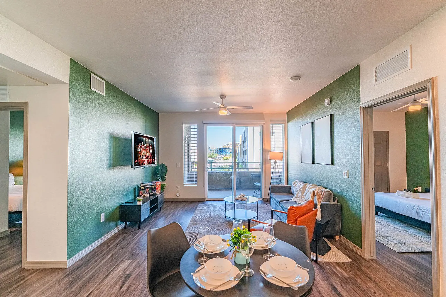 2 bed, 2.0 bath, 893 sqft, $2,923 — Photo 4