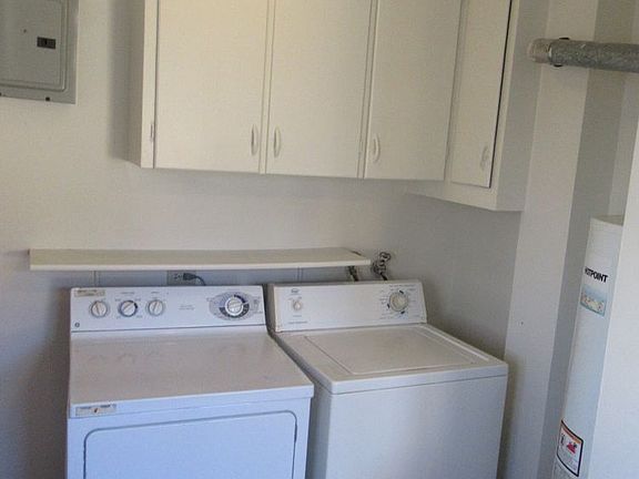 4th image of 714 Clermont St