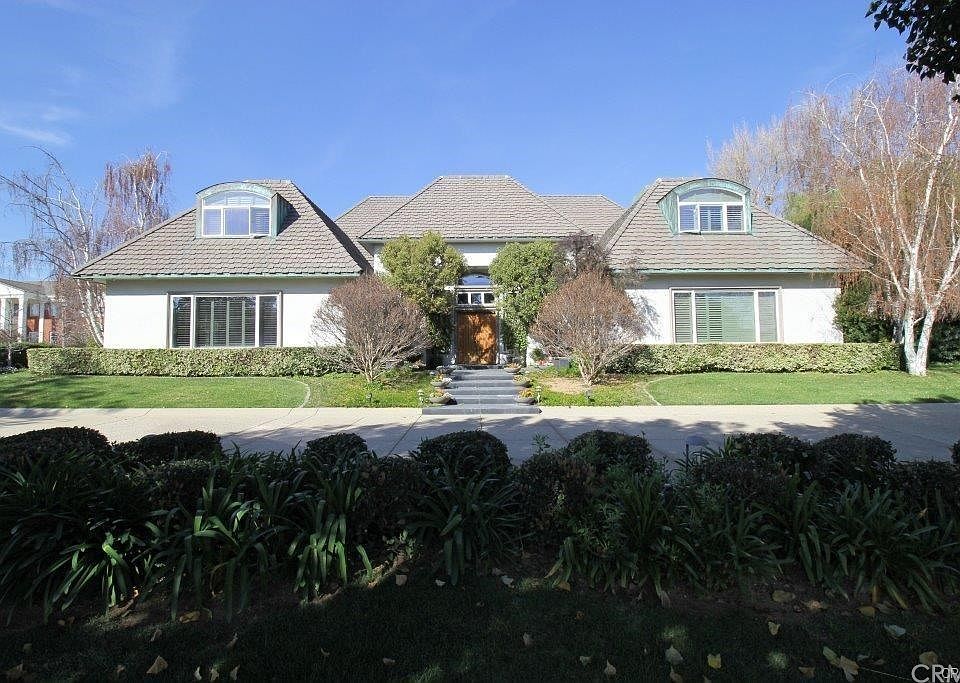 1st image of 25553 Brassie Ln