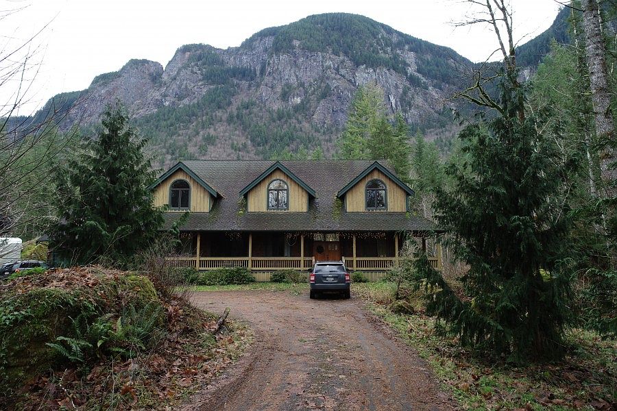 1st image of 44025 SE 80th St