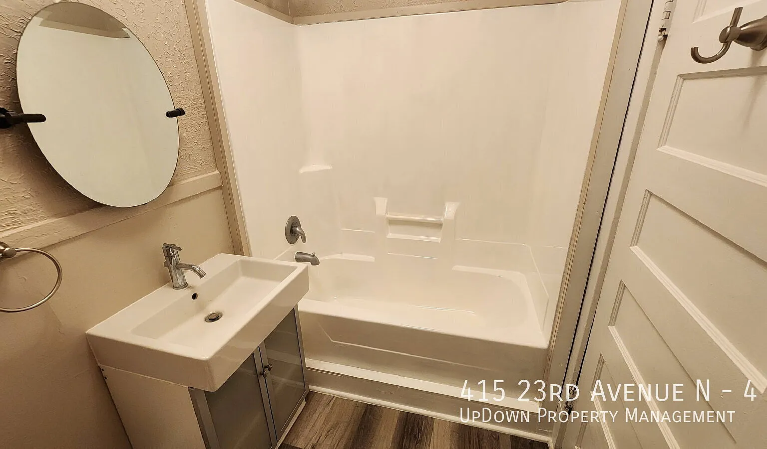 Charming 2BR 1 Bath Unit in Minneapolis — Photo 2