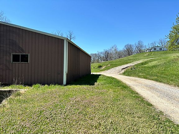 4th image of 166 Seymour Rd