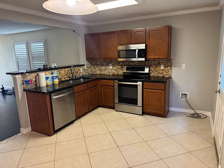 Kitchen, new refrigerator coming soon!