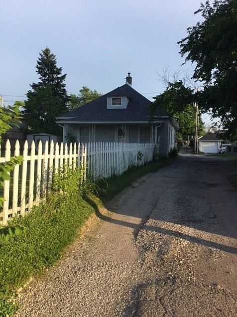 2nd image of 1117 Finley Ave