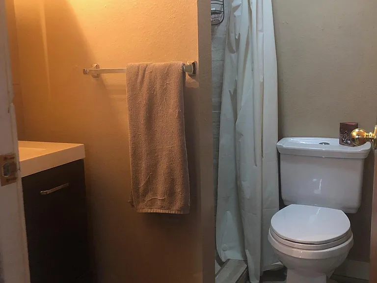 Plenty of room in the bath for all your needs.