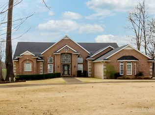 4176 Ironwood Dr, Greenbrier, TN 37073
